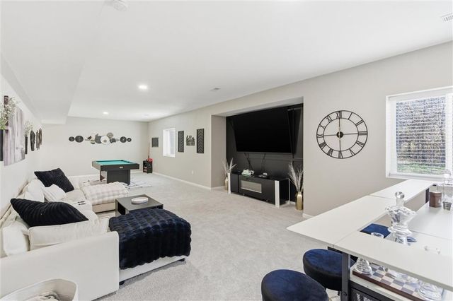 308 E Oak Street, Lone Jack, MO 64070