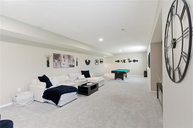 308 E Oak Street, Lone Jack, MO 64070