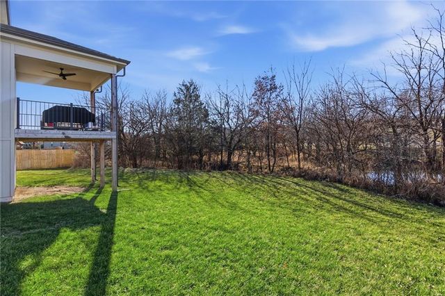 308 E Oak Street, Lone Jack, MO 64070