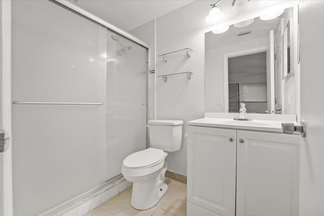 4749 Holly Lake Drive, Lake Worth, FL 33463