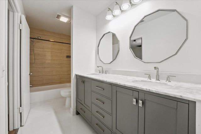 4749 Holly Lake Drive, Lake Worth, FL 33463