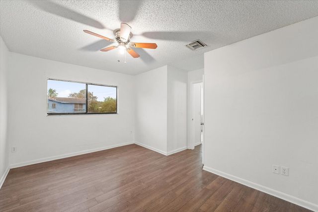 4749 Holly Lake Drive, Lake Worth, FL 33463