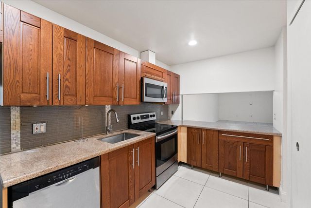 4749 Holly Lake Drive, Lake Worth, FL 33463