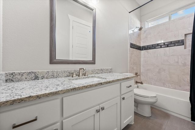 209 W Dallas Street, Mansfield, TX 76063