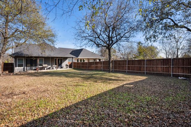 209 W Dallas Street, Mansfield, TX 76063