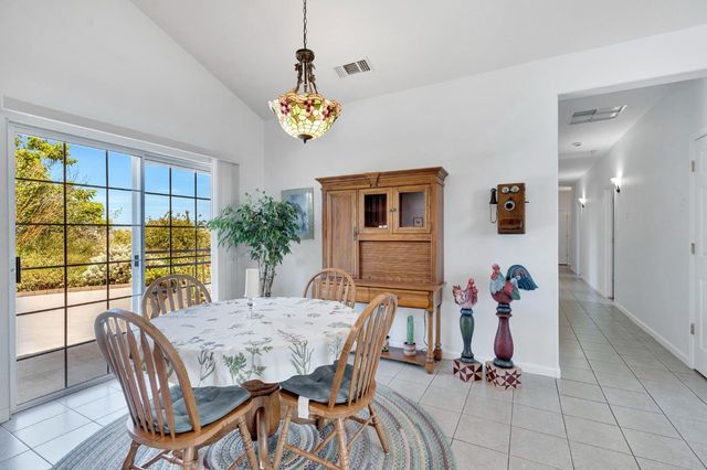 22250 Stabulis Court, Madera, CA 93638