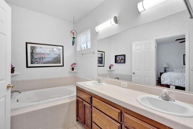 22250 Stabulis Court, Madera, CA 93638