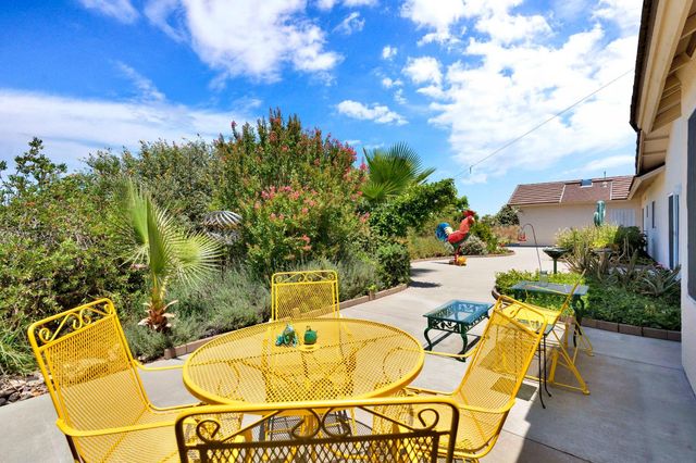 22250 Stabulis Court, Madera, CA 93638