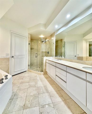 808 Brickell Key Dr 3304, Miami, FL 33131