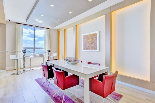 808 Brickell Key Dr 3304, Miami, FL 33131