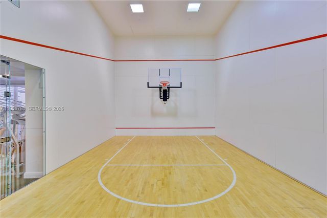 808 Brickell Key Dr 3304, Miami, FL 33131