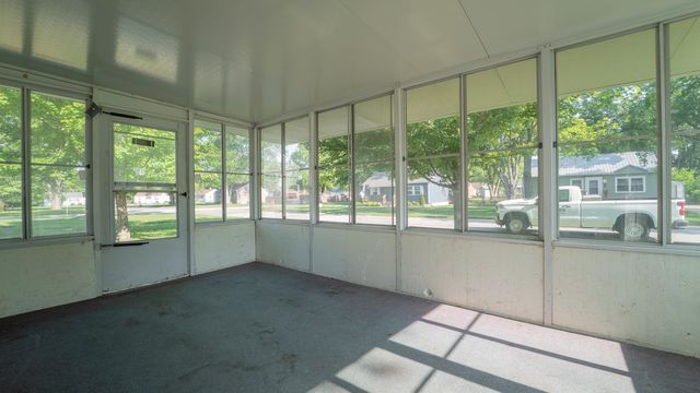 229 Oak Street, Crown Point, IN 46307