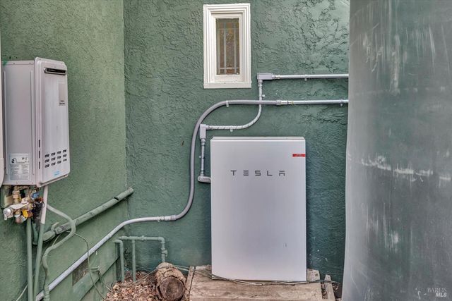 2750 Lakeshore Blvd, Upper Lake, CA 95485