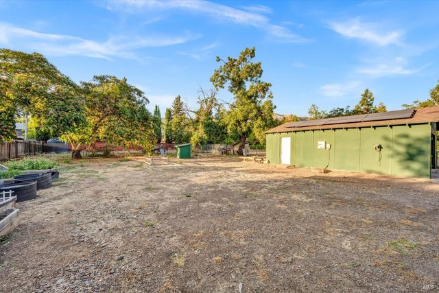 2750 Lakeshore Blvd, Upper Lake, CA 95485