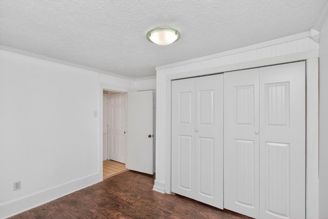 3008 Lakeshore Dr, Old Hickory, TN 37138