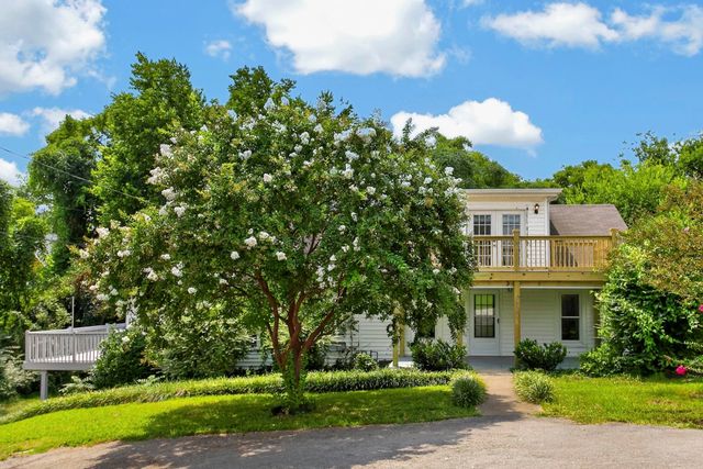 3008 Lakeshore Dr, Old Hickory, TN 37138