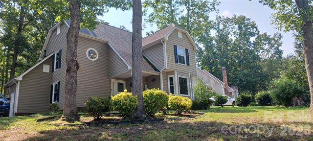 825 Raleigh Court, Gastonia, NC 28054