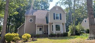 825 Raleigh Court, Gastonia, NC 28054