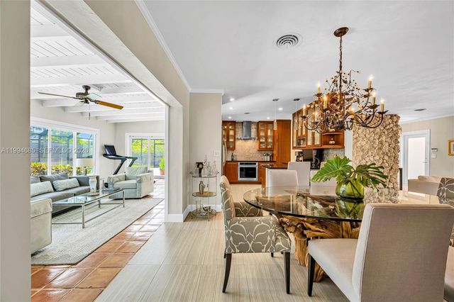 8541 SW 87th Ct, Miami, FL 33173