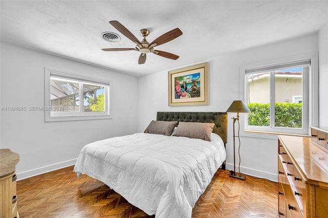 8541 SW 87th Ct, Miami, FL 33173