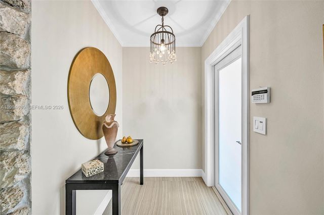 8541 SW 87th Ct, Miami, FL 33173