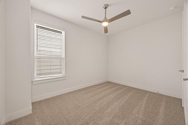 910 W 21st Street A, Houston, TX 77008