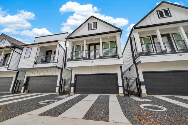 910 W 21st Street A, Houston, TX 77008