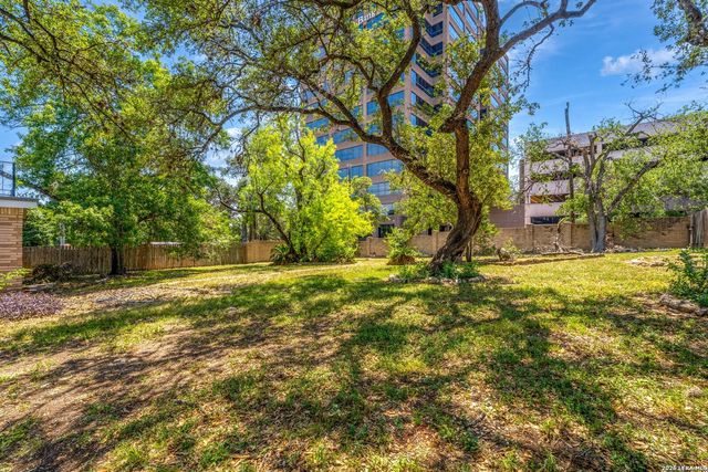 8535 Norwich, San Antonio, TX 78217