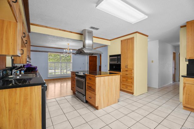 8535 Norwich, San Antonio, TX 78217