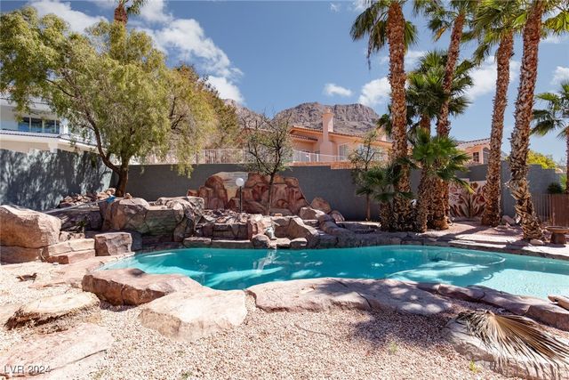 440 Probst, Las Vegas, NV 89110