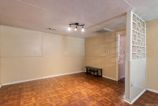 16520 Landmark Road, Little Rock, AR 72206