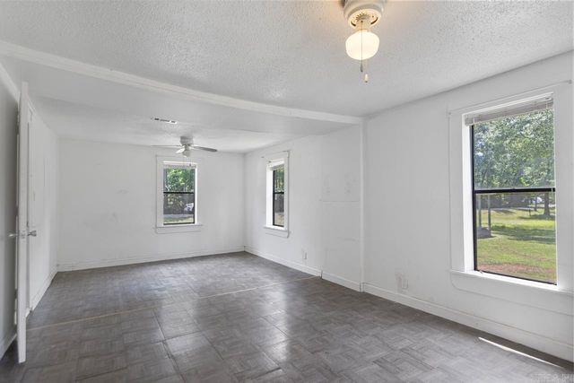 16520 Landmark Road, Little Rock, AR 72206