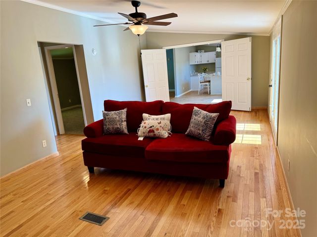 3190 Wild Dogwood Lane, Morganton, NC 28655