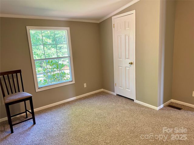 3190 Wild Dogwood Lane, Morganton, NC 28655
