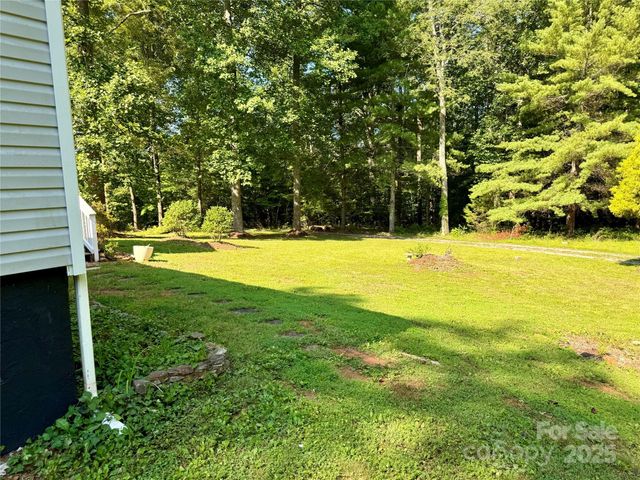 3190 Wild Dogwood Lane, Morganton, NC 28655