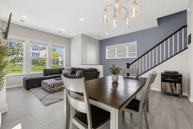 8133 Arrowwood Lane N, Maple Grove, MN 55369