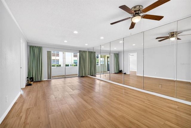 5197 SILENT LOOP 124, New Port Richey, FL 34652