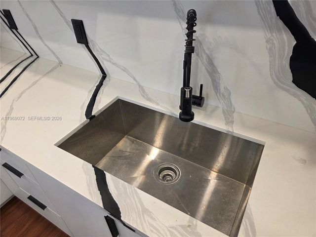 2520 NW 108th St, Miami, FL 33167