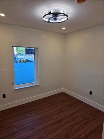 2520 NW 108th St, Miami, FL 33167