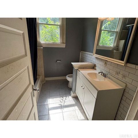 3401 W 12th Street, Little Rock, AR 72204