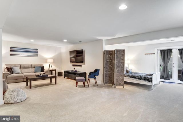 15220 FOG MOUNTAIN CIR, Haymarket, VA 20169