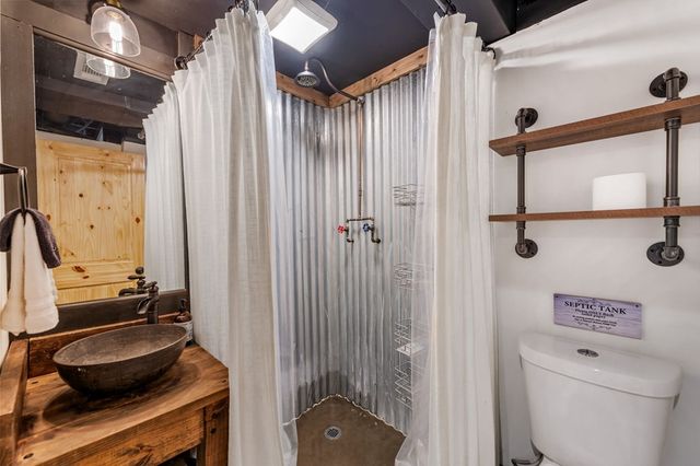 240 Mountain View Court, Ellijay, GA 30536