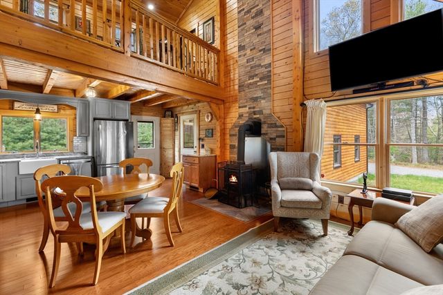81 S Meadow Rd, Carver, MA 02330