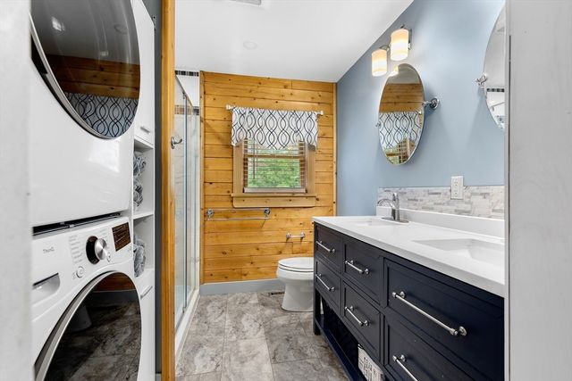 81 S Meadow Rd, Carver, MA 02330
