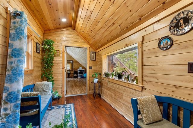 81 S Meadow Rd, Carver, MA 02330