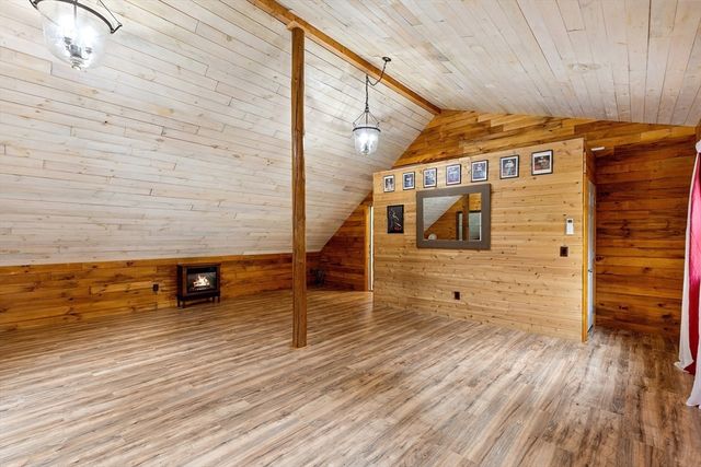 81 S Meadow Rd, Carver, MA 02330