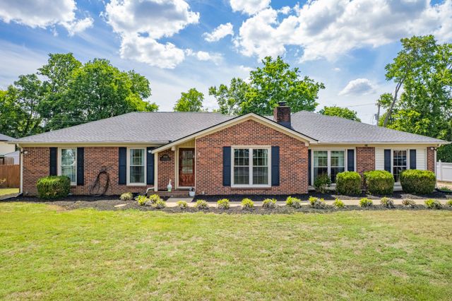 804 Redwood Cir, Columbia, TN 38401