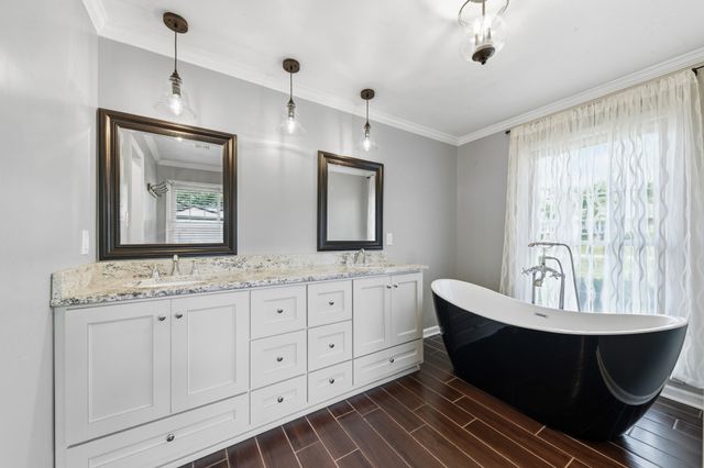 804 Redwood Cir, Columbia, TN 38401
