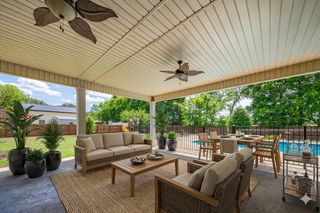 804 Redwood Cir, Columbia, TN 38401