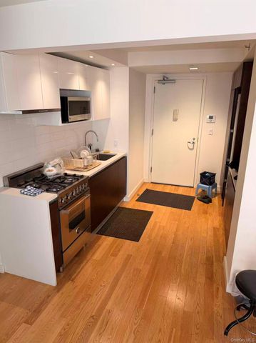 39-16 Prince Street 6Floor, Flushing, NY 11354